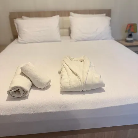 公寓 D&d 地拉那