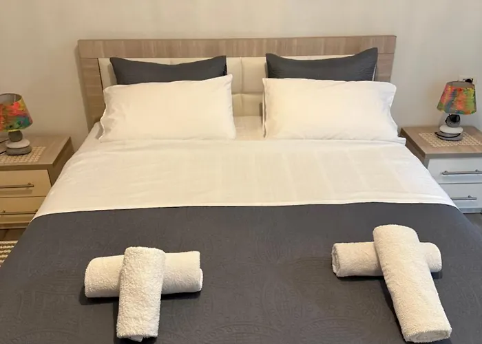 D&d Διαμέρισμα *